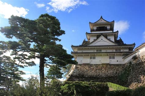 Kōchi Castle - Shikoku Tours