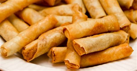 Cara Membuat Kulit Lumpia Goreng Krenyes Di Mulut