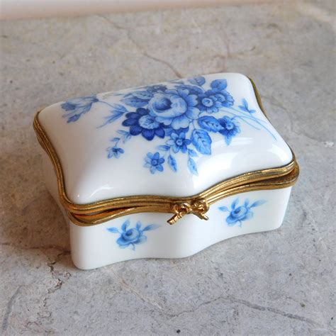 Vintage Limoges Porcelain Trinket Box Castel Ceramic Box W Hinged