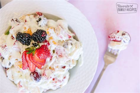 Easy Fruit Salad With Cool Whip