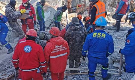 ADÜ Arama Kurtarma Ekibi deprem bölgesinde Güncel Mavi Kocaeli Gazetesi