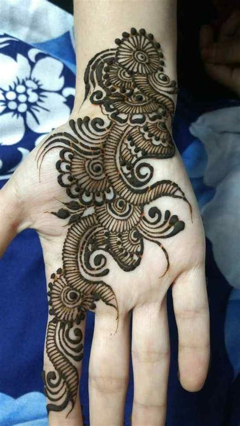 Front Hand Mehndi Designs Simple Easy And Beautiful