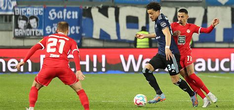 0 2 Hsv Unterliegt Beim 1 Fc Kaiserslautern Hsv De