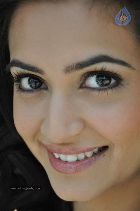 Kriti Kharbanda Hot Photos Photo 37 Of 87