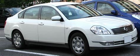 Nissan Teana Photos and Specs. Photo: Nissan Teana review and 25 ...