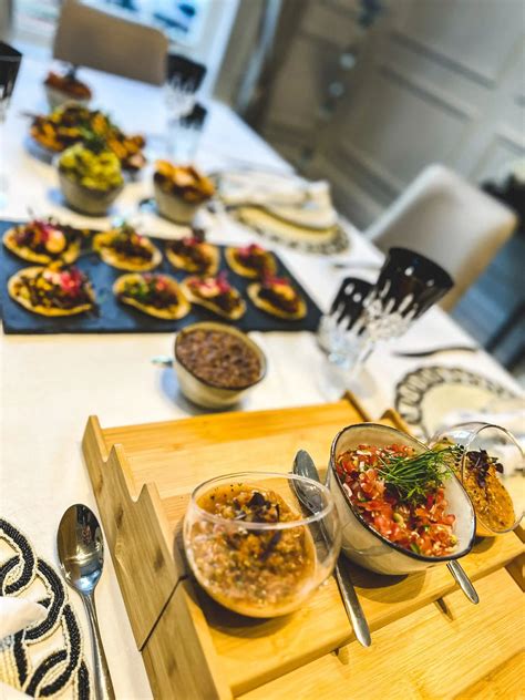 Dinner Party Gift Ideas: A Guide for the Discerning Guest - Private