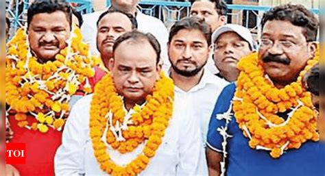 Cong Two Cong Mlas Walk Out Of Prison Say They Were Framed Ranchi