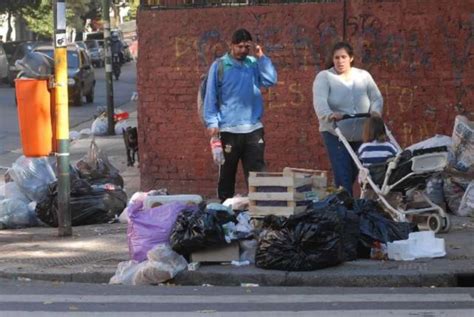 Buenos Aires Y El Conurbano Amanecieron Con Basura En Las Calles Por El