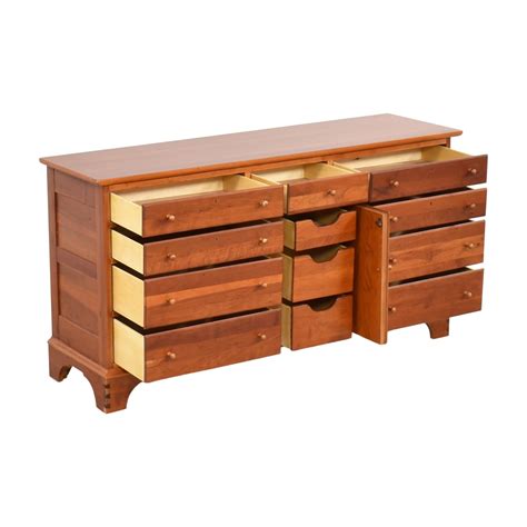 Lexington Furniture Lineage Shaker Nine Drawer Dresser Off Kaiyo