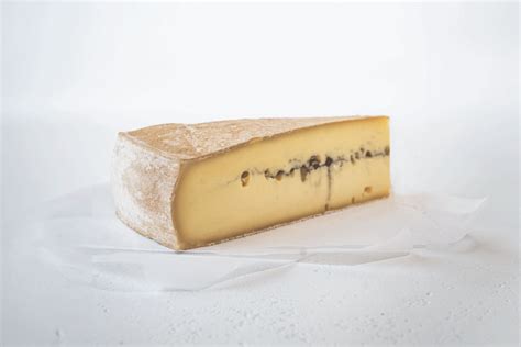 Morbier Bio La Fruiti Re Des Coteaux De Seille