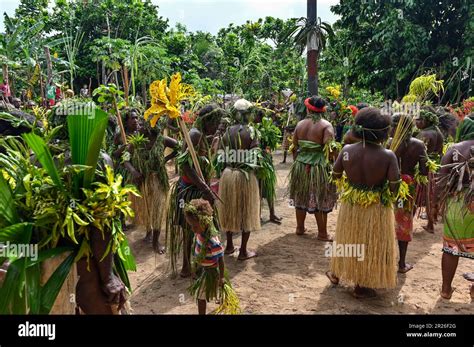 Las danzas tradicionales de los pueblos indígenas en la isla de Utupua