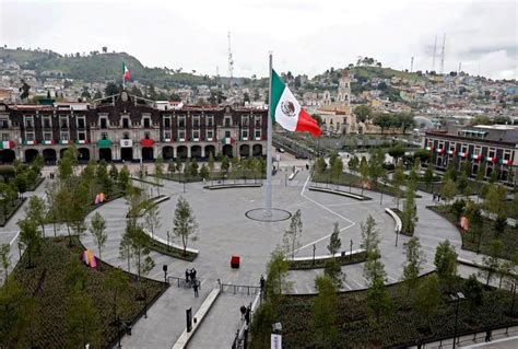 Inaugura Alfredo Del Mazo Restauraci N De La Plaza De Los M Rtires