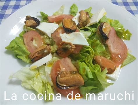 La Cocina De Maruchi La Ensalada De Lechuga Queso Fresco Y Mejillones