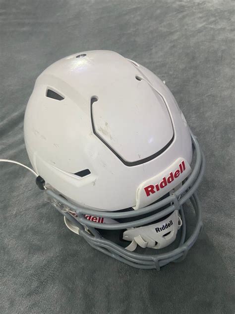 Youth Riddell SpeedFlex Football Helmets | SidelineSwap