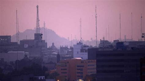 5.5 magnitude earthquake shakes Mexico City | CBC News