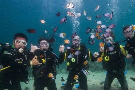 Scuba Diving In Boracay