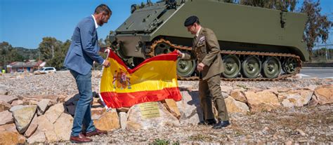 El Ejército de Tierra entrega un TOA al Ayuntamiento de Obejo