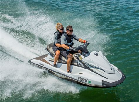 2015 Yamaha Waverunner Vx Pwc Series Longer Lighter Stronger