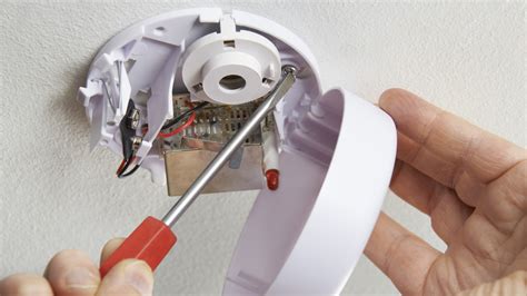 Why You Should Consider Interconnecting Your Home's Smoke Alarms