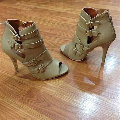 Pin By Empress Esh On My Guilty Pleasure Shoe Boots Me Too Shoes