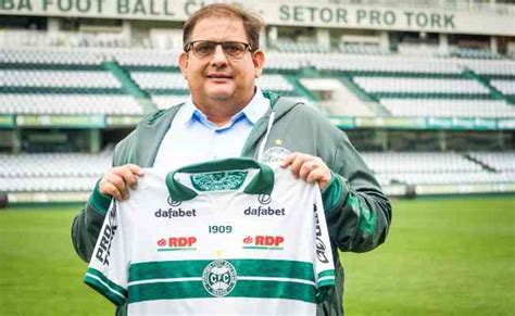 Coritiba anuncia a contratação do técnico Guto Ferreira Superesportes