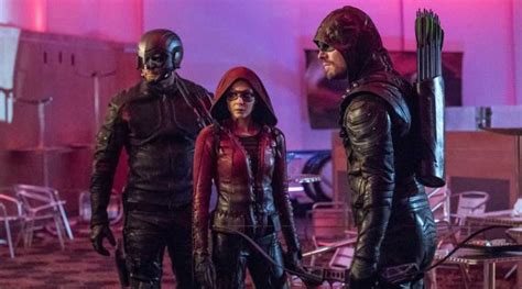 Arrow Spin Off Led By A Female Cast In Works Television News The Indian Express