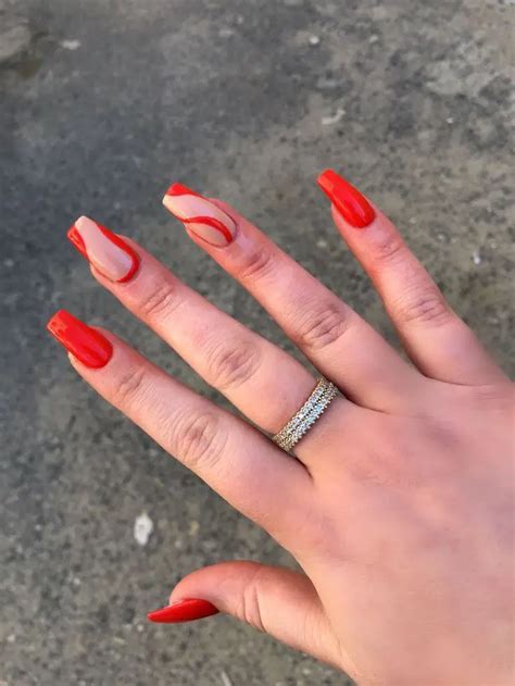 Easy And Trendy Red Nail Design Ideas Of That Grateful Soul