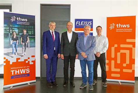 Studierende haben Möglichkeit im neuen Flexus Logistik Labor an