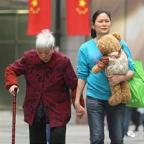 赶紧转给家人看！广西很多老年人被骗，警惕这些套路→ 诈骗 养老 詹某为