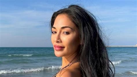 Nicole Scherzinger Shows Off Flawless Figure In Tiny String Bikini HELLO