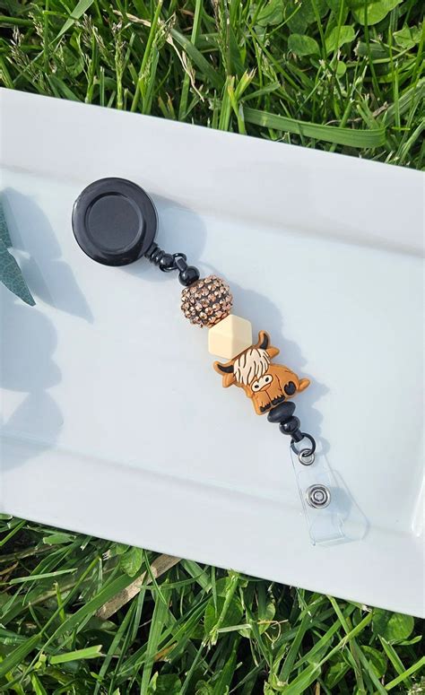 Silicone Beaded Badge Retractable Reel – Sweet Pea Designs - Gift Shop