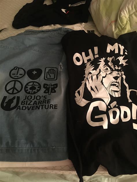 when ur family gives u jojo merch : r/ShitPostCrusaders