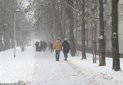 Nadchodzi sroga zima Spadnie nawet do 20 cm śniegu To najnowsza