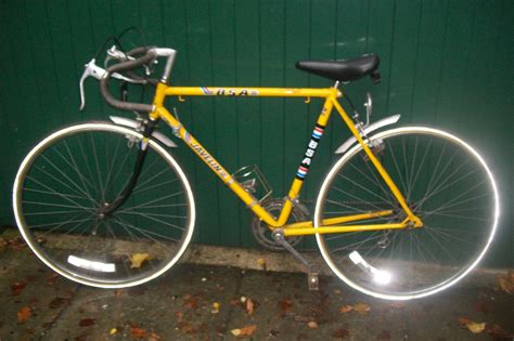 Vintage Retro Bsa Javelin Gents Yellow Racing Touring Bike Unrestored