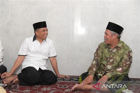 Kiai Marzuki Caleg Ppp Agar Menjunjung Tinggi Keutuhan Nkri Antara News