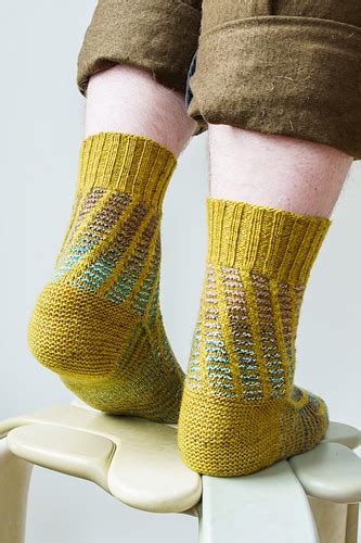 Ravelry Spiral Splash Socks Pattern By Stephen West