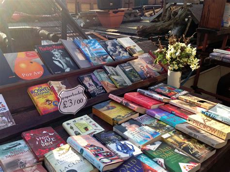 Boats, Books ... and Sun: The Floating Bookshop ~ bookshy