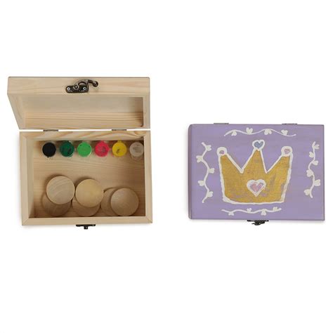 Little Explorer's DIY Pirate/ Princess Treasure Chest - HappyClouds