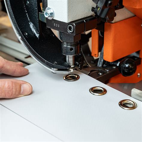 comment poser  oeillet de bache lfm