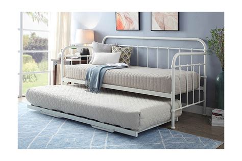 Eralena Metal Daybed - White | Cielo