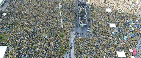 Manifesta O Pr Bolsonaro Na Praia De Copacabana Reuniu Mil Pessoas