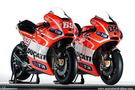 Motogp Foto Dan Spesifikasi Motor Ducati Desmosedici Gp