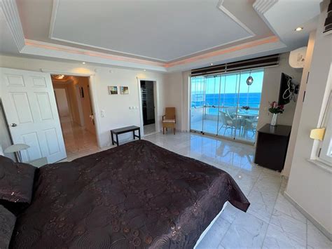 Alanya Tosmur Denize Sıfır Kurt Safir Euro VİP Penthouse For Sale