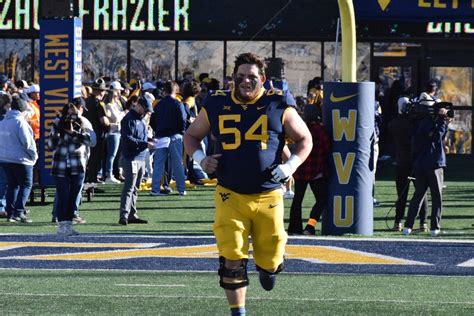 Zach Frazier Injury Update: Latest news on the WVU OL after Baylor faceoff