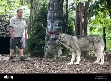 KEVIN JAMES, ZOOKEEPER, 2011 Stock Photo - Alamy