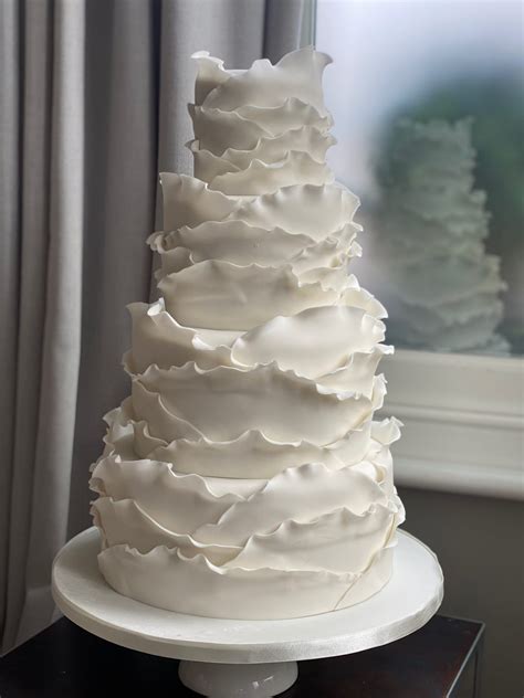 Frilled Layered Wedding Cake Etoile Bakery