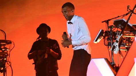 Stromae annule tous ses concerts jusqu au 2 août pour raisons de santé