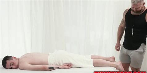 Thin Myott Hunter Bareback Horny Big Guy DILF Cain Marko Tnaflix