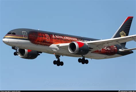 JY BAH Royal Jordanian Boeing 787 8 Dreamliner Photo By Sascha Brissier