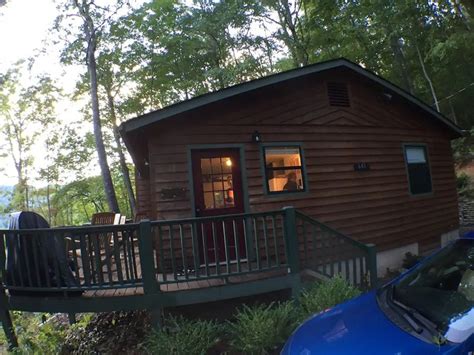 Book One Of These Cozy Cabins With Hot Tubs In North Carolina